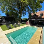 Charme Rustique- Piscine Privée Et Jardin *
