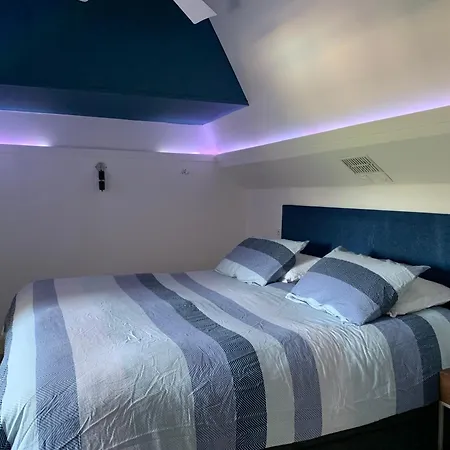 فيلة Charme Rustique- Piscine Privee Et Jardin Queyssac